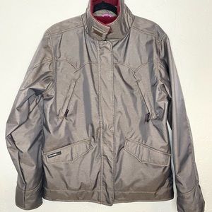 VOLCOM NWT women’s Ski Snowboard jacket size XL Jr.
